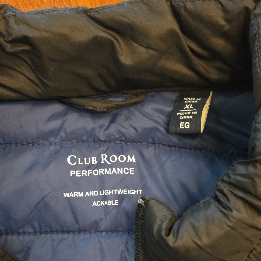 Club Room Black Puffer Vest for Men - Picture 2 of 2